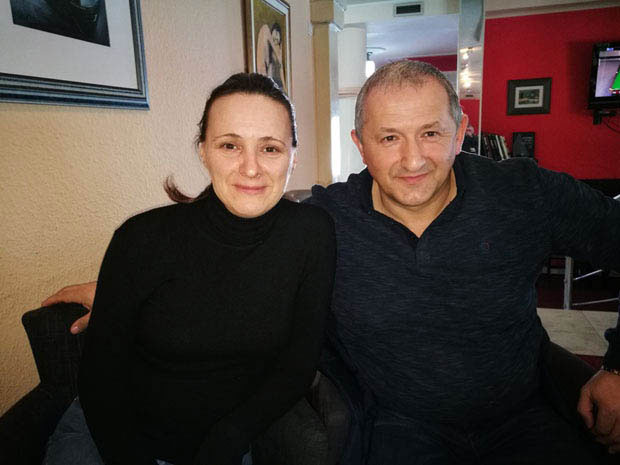 ПОВЕЉА ЗА ХЕРОИНУ: Признање града Никшићанки која је комшији дала бубрег